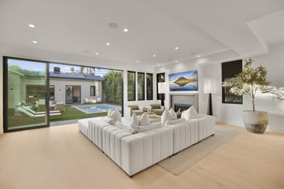 Luxury Villa Photo #14