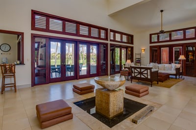 Luxury Villa Photo #14