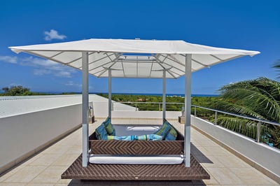 Luxury Villa Photo #33