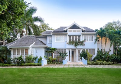 Luxury Villa Photo #32