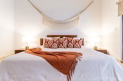 Luxury Villa Photo #41