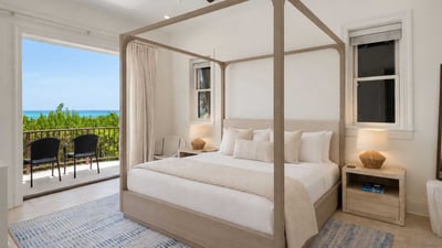 Luxury Villa Photo #23