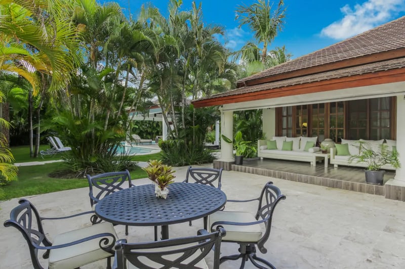 Tropical Oasis Villa