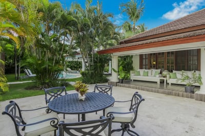 Luxury Villa Photo #6