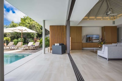 Luxury Villa Photo #14