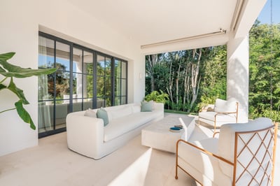 Luxury Villa Photo #22