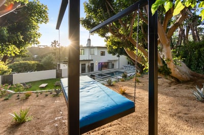 Luxury Villa Photo #4