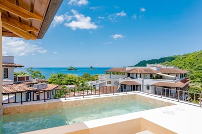 Luxury Villa Photo #2