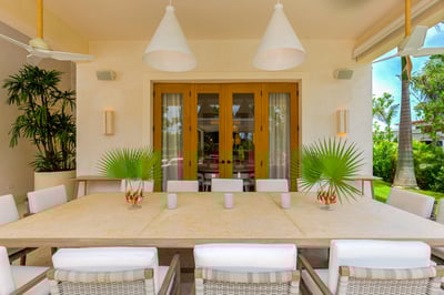 Luxury Villa Photo #10