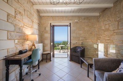 Luxury Villa Photo #51