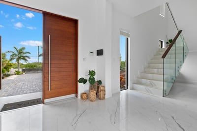 Luxury Villa Photo #22