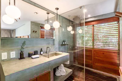 Luxury Villa Photo #34