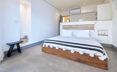 Luxury Villa Photo #30