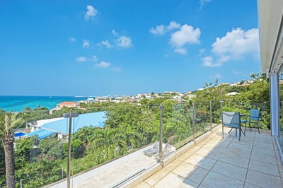 Luxury Villa Photo #7