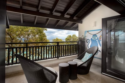 Luxury Villa Photo #6