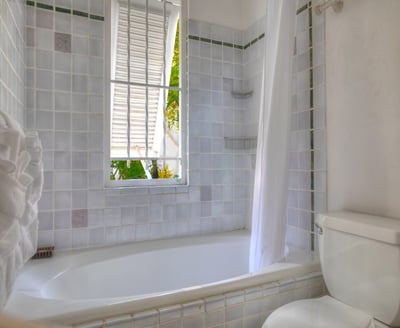 Luxury Villa Photo #17