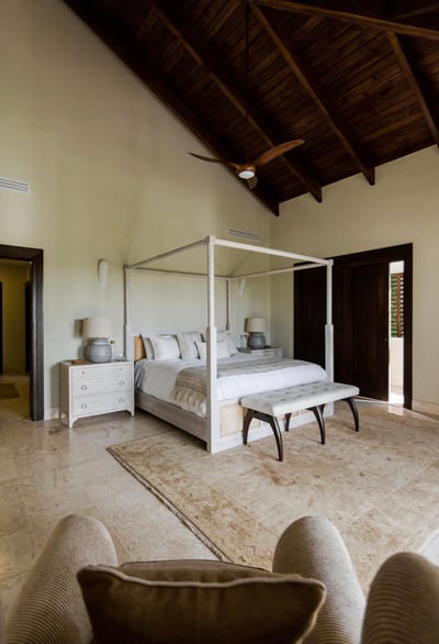 Luxury Villa Photo #31