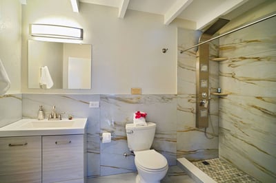 Luxury Villa Photo #37