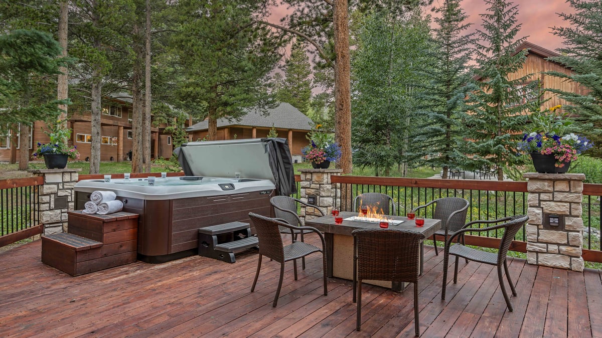 Bystone Villa Retreat