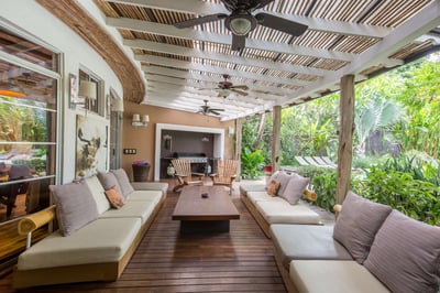 Luxury Villa Photo #5