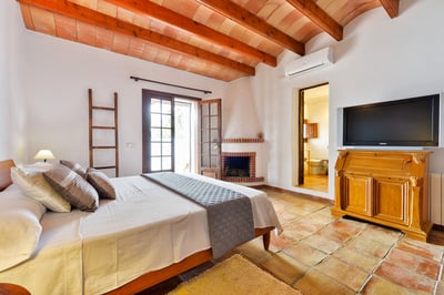 Luxury Villa Photo #29