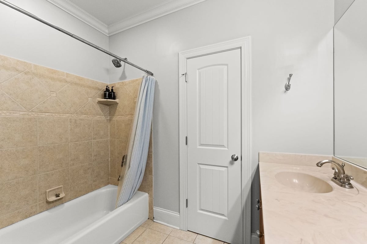 The Lookout Lakehouse