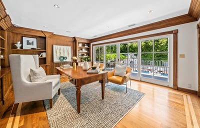 Luxury Villa Photo #38
