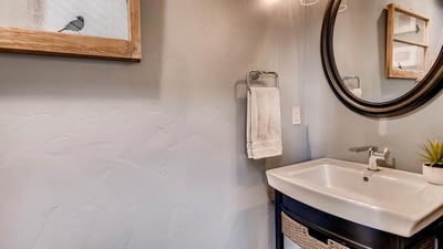 Powder room