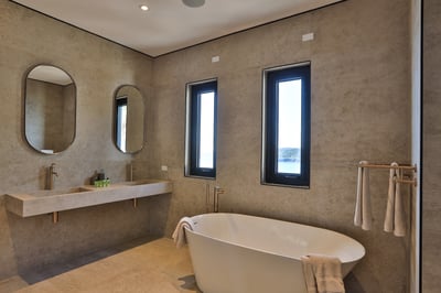 Luxury Villa Photo #32