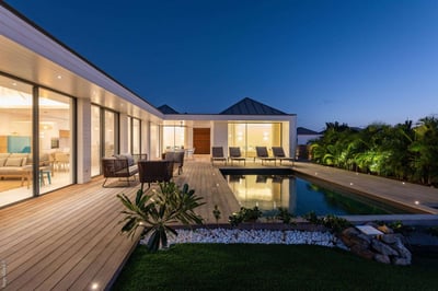 Luxury Villa Photo #6