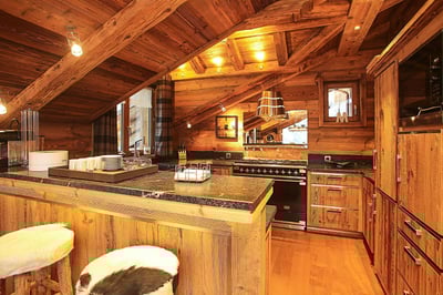 Luxury Villa Photo #6
