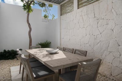 Luxury Villa Photo #6