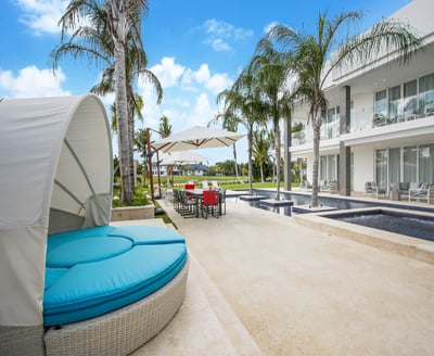 Luxury Villa Photo #8