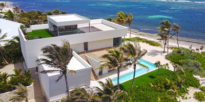 Luxury Villa Photo #2