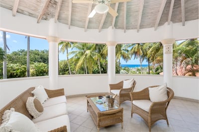 Luxury Villa Photo #14