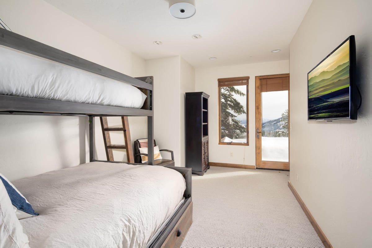 Big View Luxury Suite