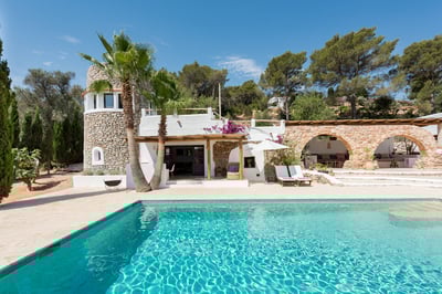 Luxury Villa Photo #10