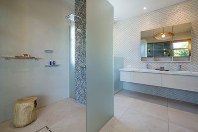 Luxury Villa Photo #34