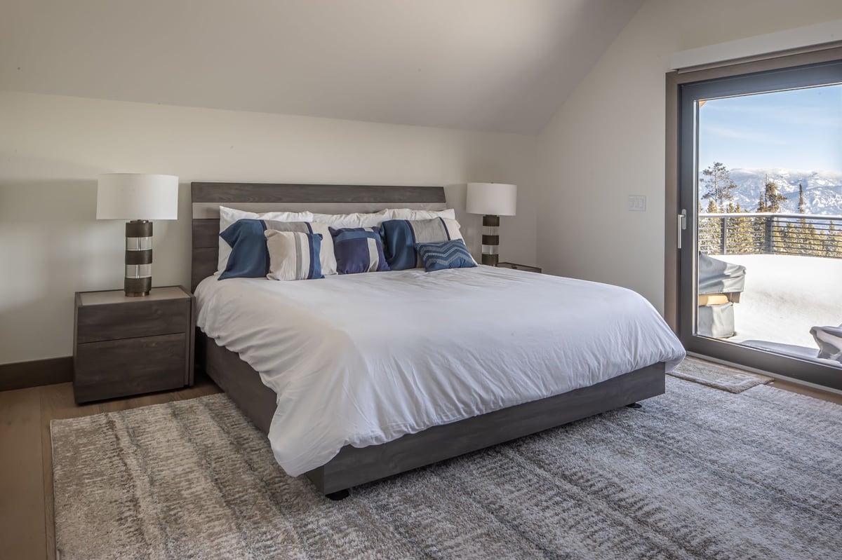 Spanish Peaks | Skylark Chalet