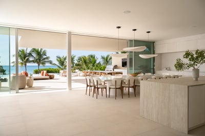 Luxury Villa Photo #22