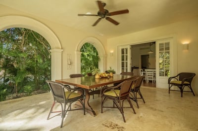 Luxury Villa Photo #13