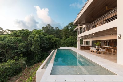 Luxury Villa Photo #5