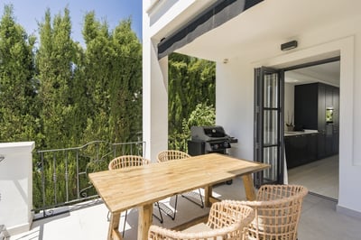 Luxury Villa Photo #9