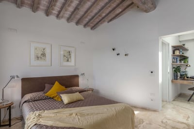Luxury Villa Photo #20
