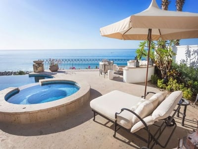 Luxury Villa Photo #3