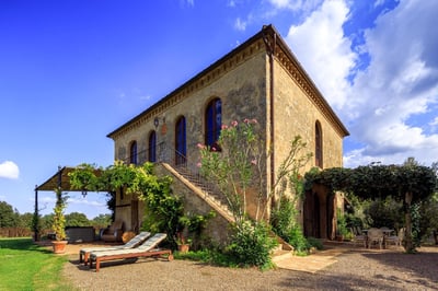 Luxury Villa Photo #6