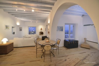 Luxury Villa Photo #14