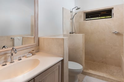 Luxury Villa Photo #15