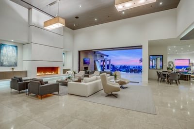 Luxury Villa Photo #20