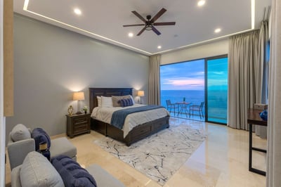 Luxury Villa Photo #66